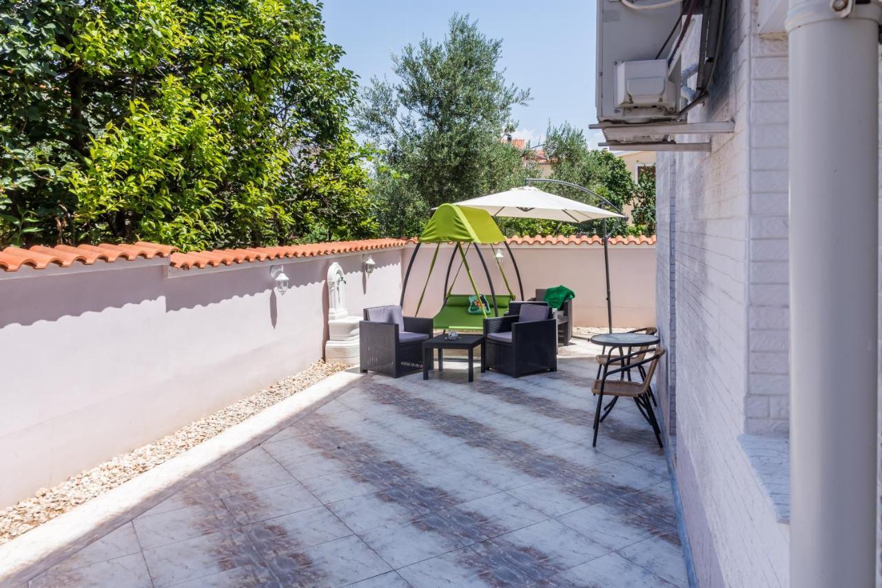 Apartments Dovana Kaštela Exterior foto